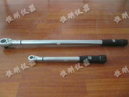預(yù)置扭矩扳手圖片