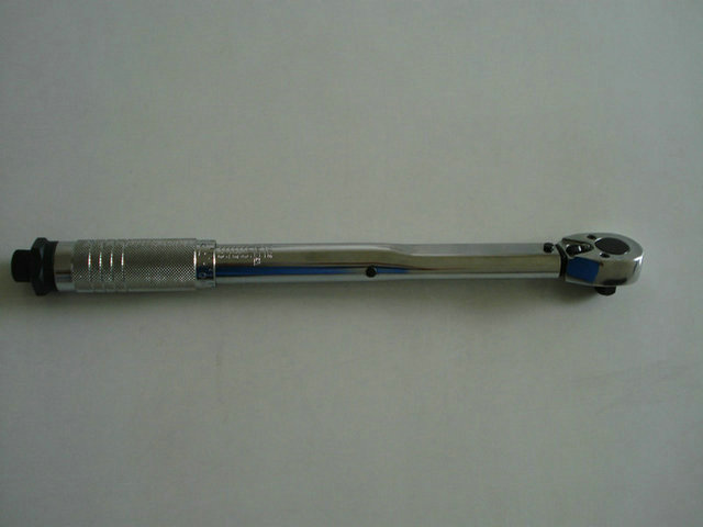 預置式扭力扳手