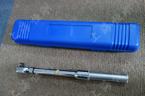 滑輪式定扭力扳手圖片