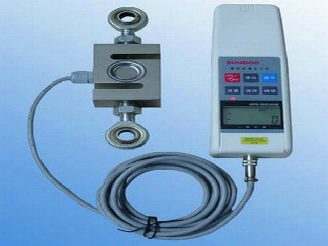 �����y���x