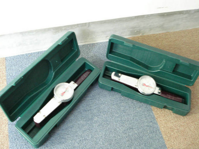 指針式手動扳手