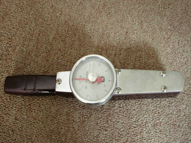 指針式手動扳手