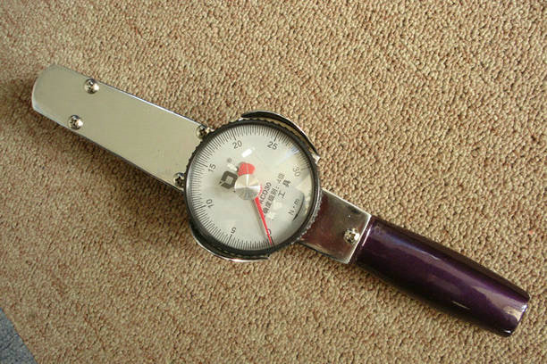 預置手動扭力扳手