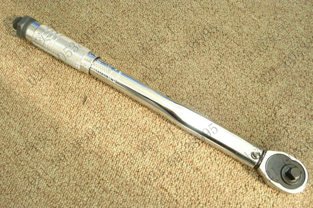 預(yù)置手動(dòng)扭力扳手