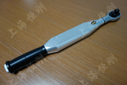 滑輪式數(shù)顯扳手圖片