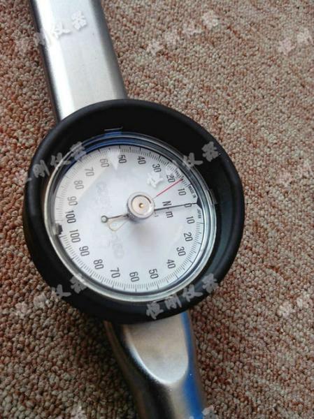 表盤式扭力扳手圖片