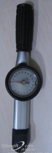 ���P����