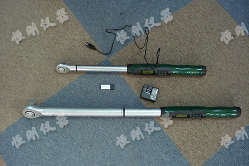 電子數(shù)顯扳手圖片