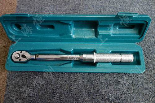 60-300N.m預(yù)置扭矩扳手圖片